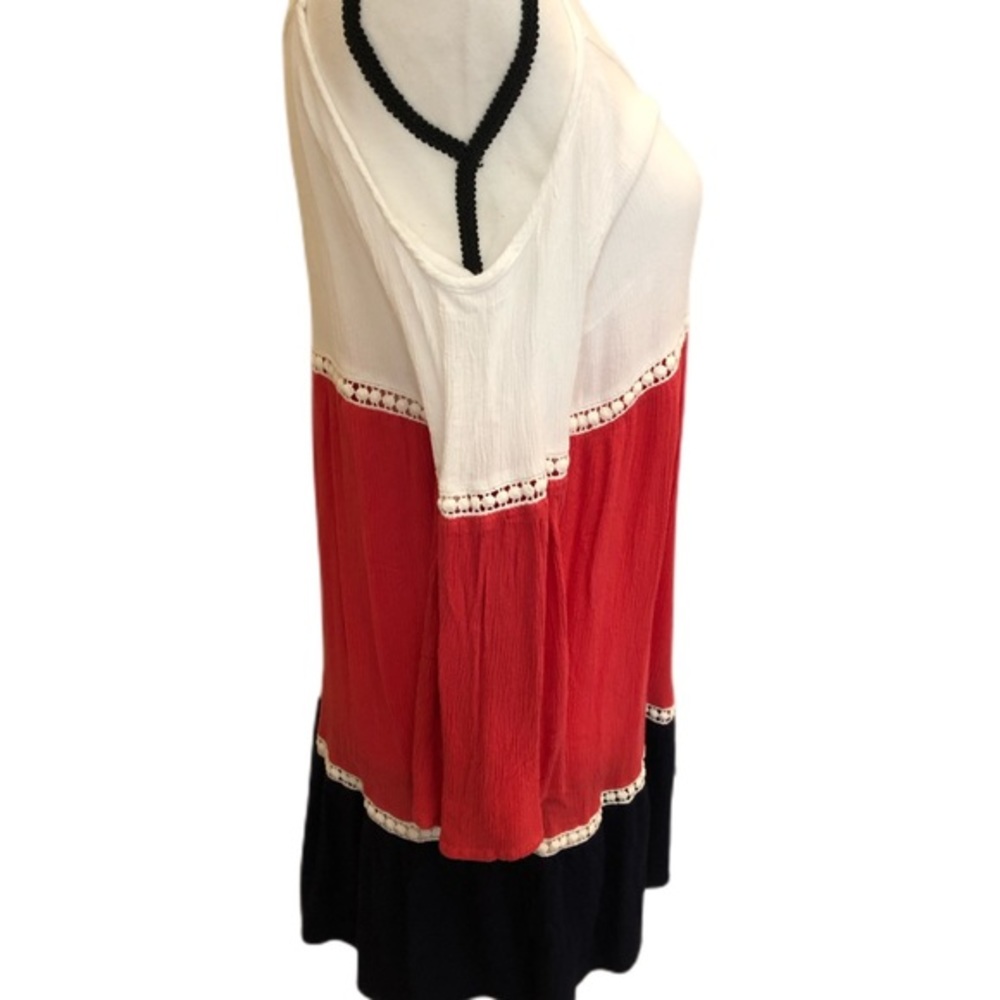 Umgee Cold Shoulder Top Large - Picture 2 of 8